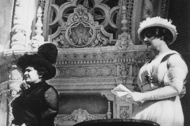 Maria Montessori giving a lecture in San Francisco in 1915