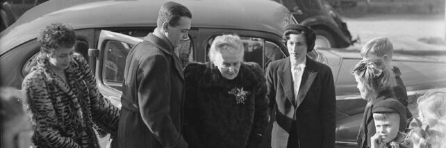 Maria, Mario and Renilde Montessori entering the Bach Auditorium, Amsterdam, 1950